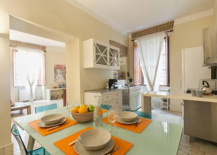 Borgo Pio - Quite And Spacious * Рим